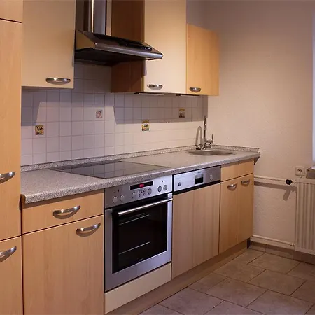 Lägenhet Schoene Mit Grosser Terrasse. *